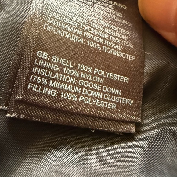 The North Face Girls Hooded Black Puffer 550 Goose Down Jacket - Picture 7 of 9